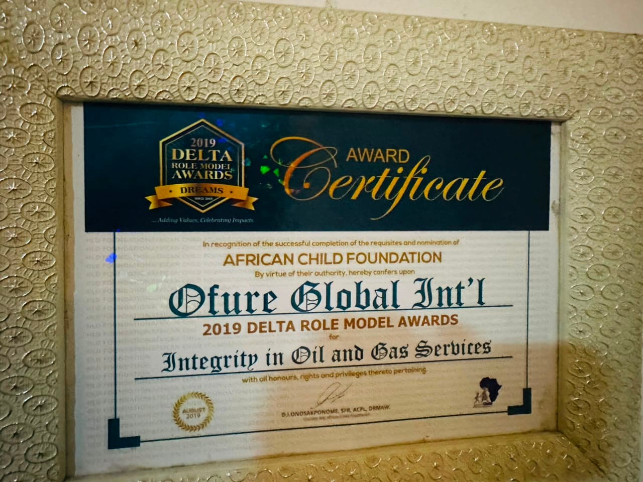 Framed 2019 Delta Role Model Award certificate for integrity in oil and gas services
